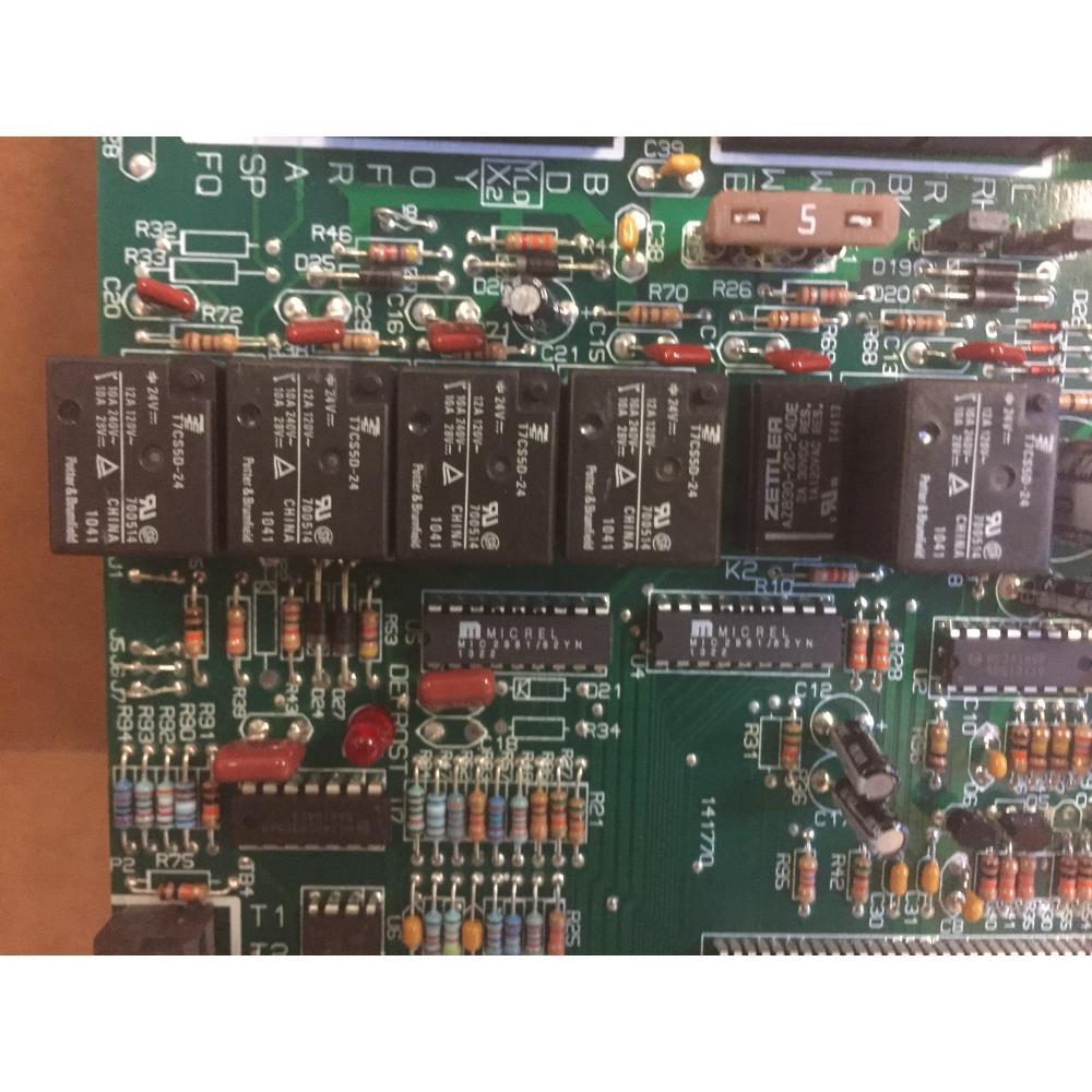 AMERICAN STANDARD BRD02136 SYSTEM CONTROLLER INTEGRATED ZONE SYSTEM BOARD