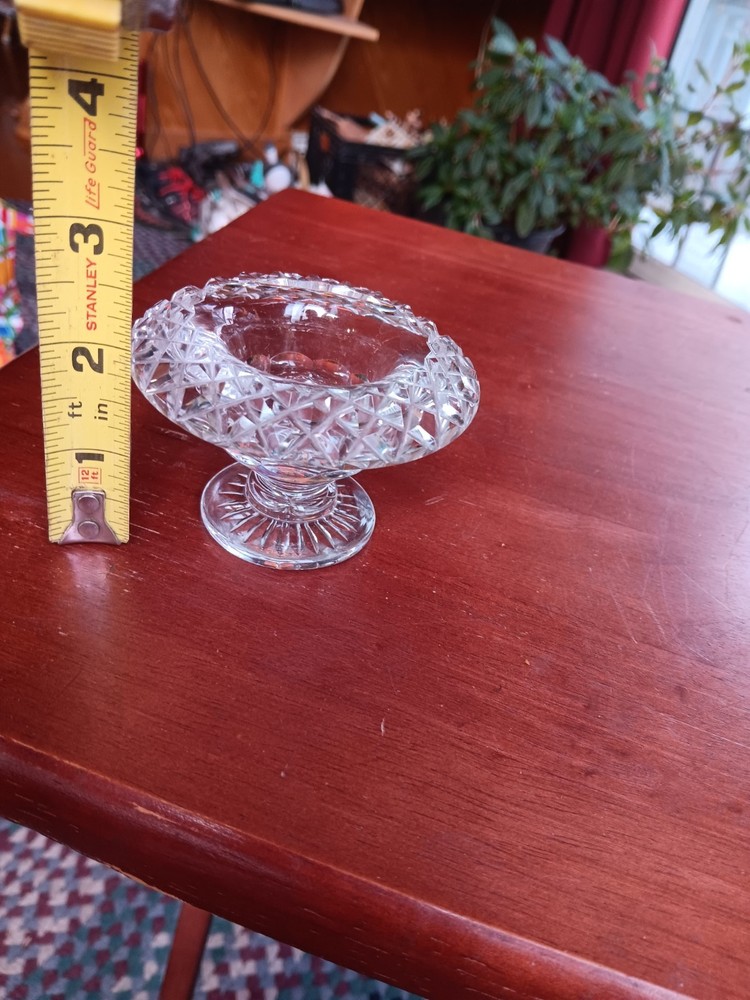 CLEAR CUT GLASS OPEN SALT. 1658