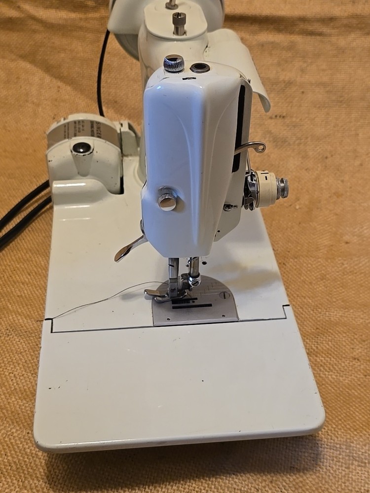 Singer 221K Featherweight Sewing Machine With Case CELERY 1960s