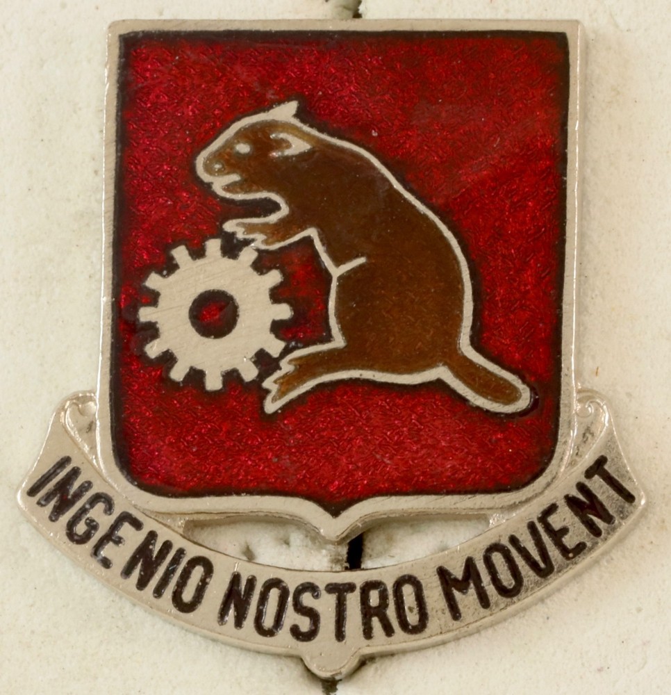 42nd Engineer Battalion Crest DI/DUI Pinback Gemsco HM