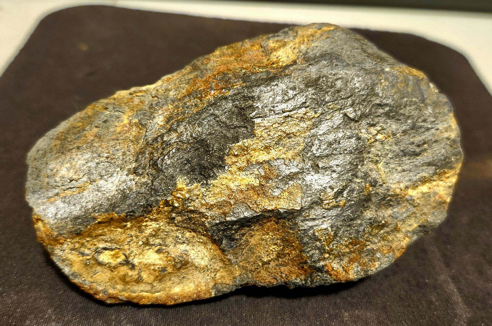 Gold and Platinum Mineral Specimen/ Black Hills South Dakota