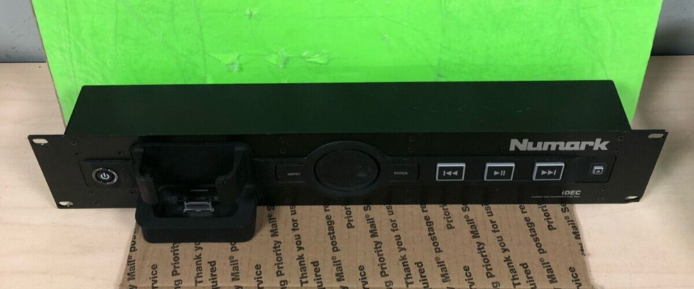 Numark iDEC A/V Playback and Recording Rack Interface for iPod (TESTED)