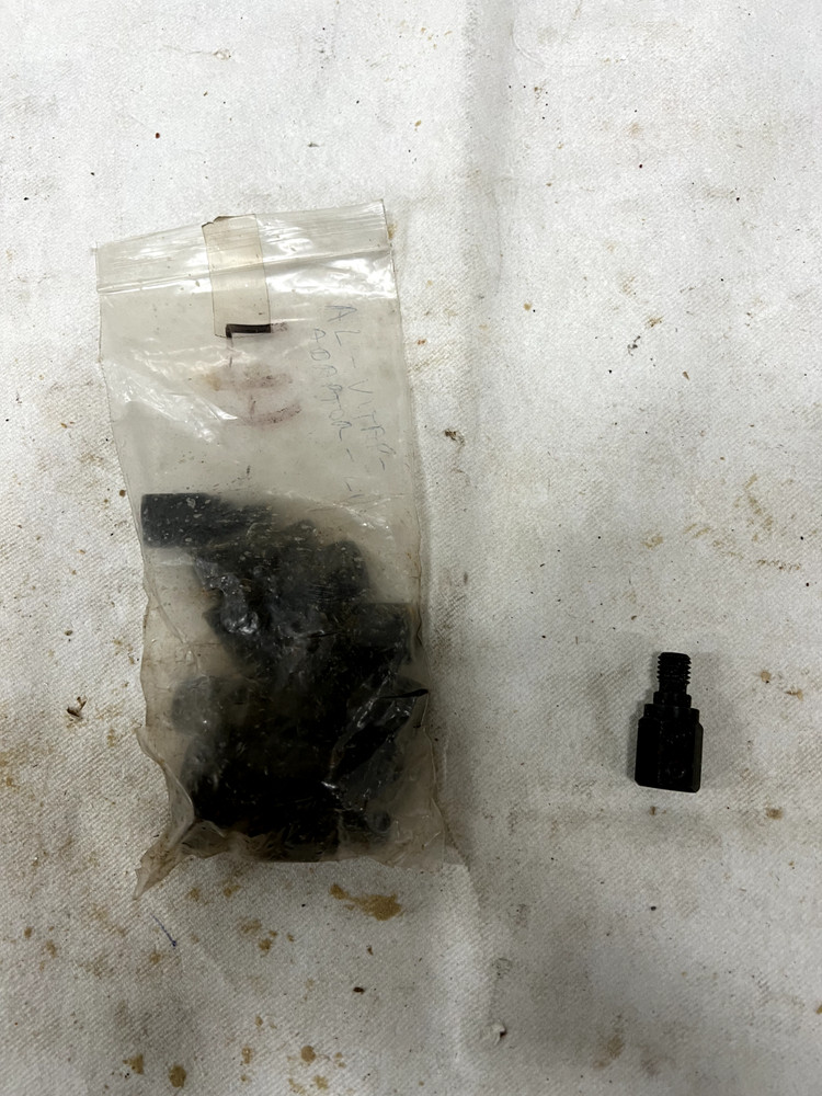 Square shoulder Boring Bit Adapters RH