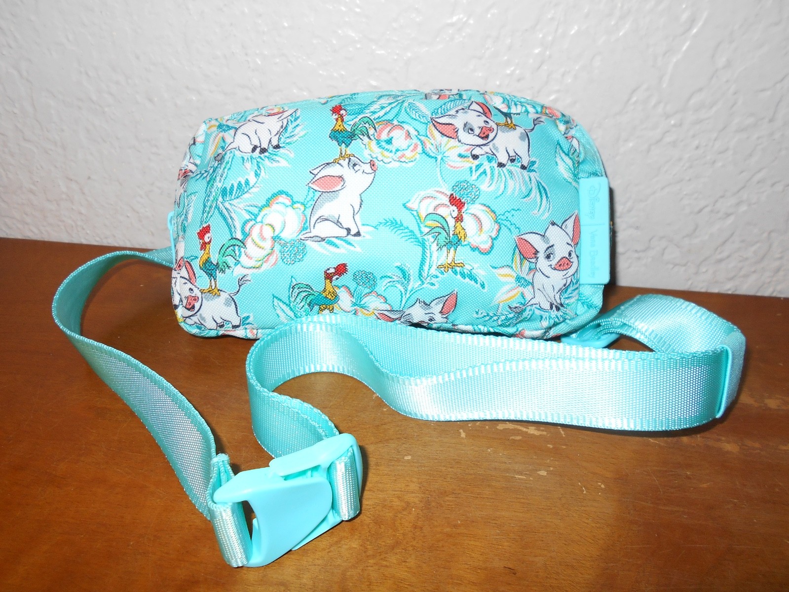 Disney Parks Vera Bradley Moana Pua Hei Hei Mini Adjustable Strap Fanny Pack