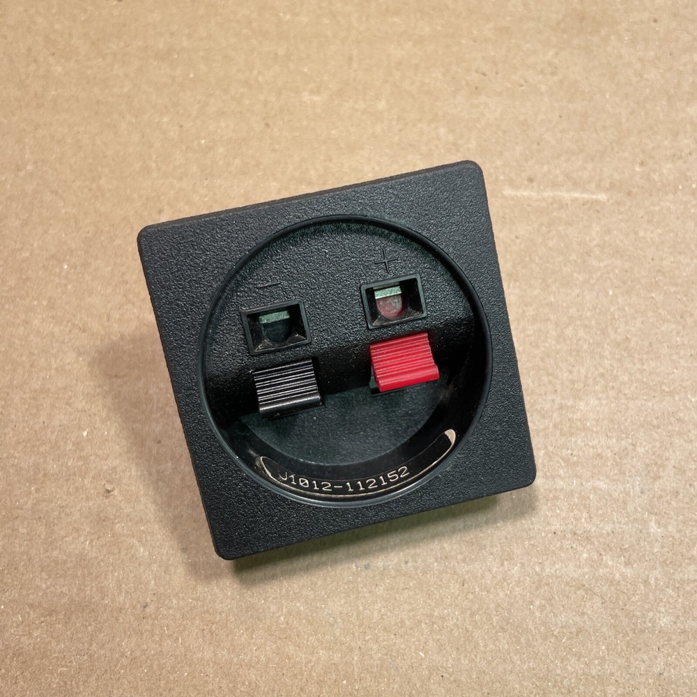 Infinity SM 152 Crossover Plate only J1012-112152. **CLEAN**