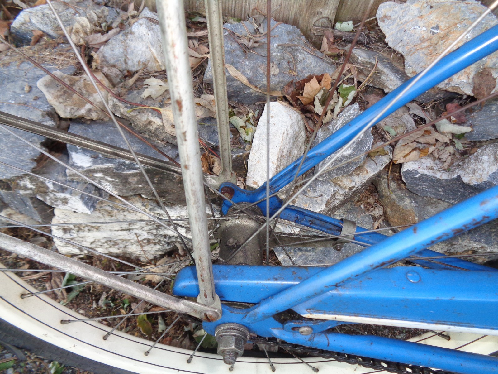 Vintage SCHWINN 24" Balloon Tire Girls Bike - Serial #G32268