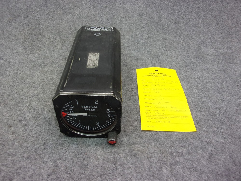 Intercontinental Dynamics VSI Vertical Speed Indicator P/N 550-34670-102