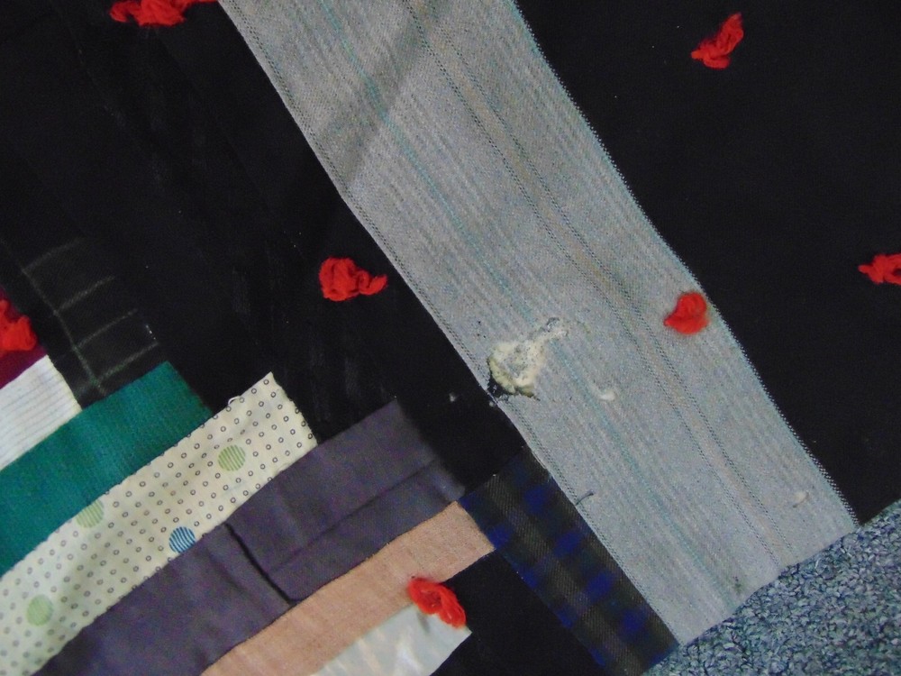 1900s Quilt-LOG CABIN Pattern-52x83-Wool-Pattern in a Pattern Type-HANDSOME-SALE