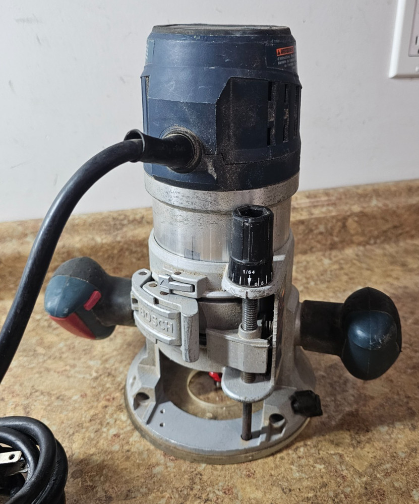 Bosch MR23EVS 3-1/2 in. 2.3 HP Corded Electric Variable Speed Fixed Base