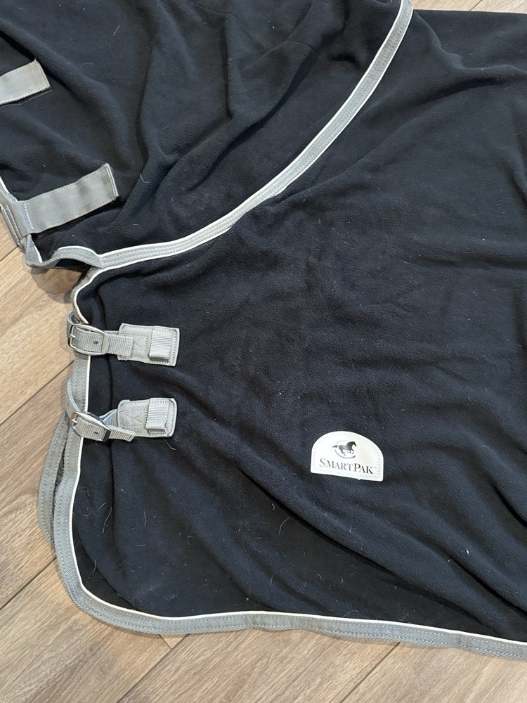 SmartPak Medium High Neck Fleece Cooler