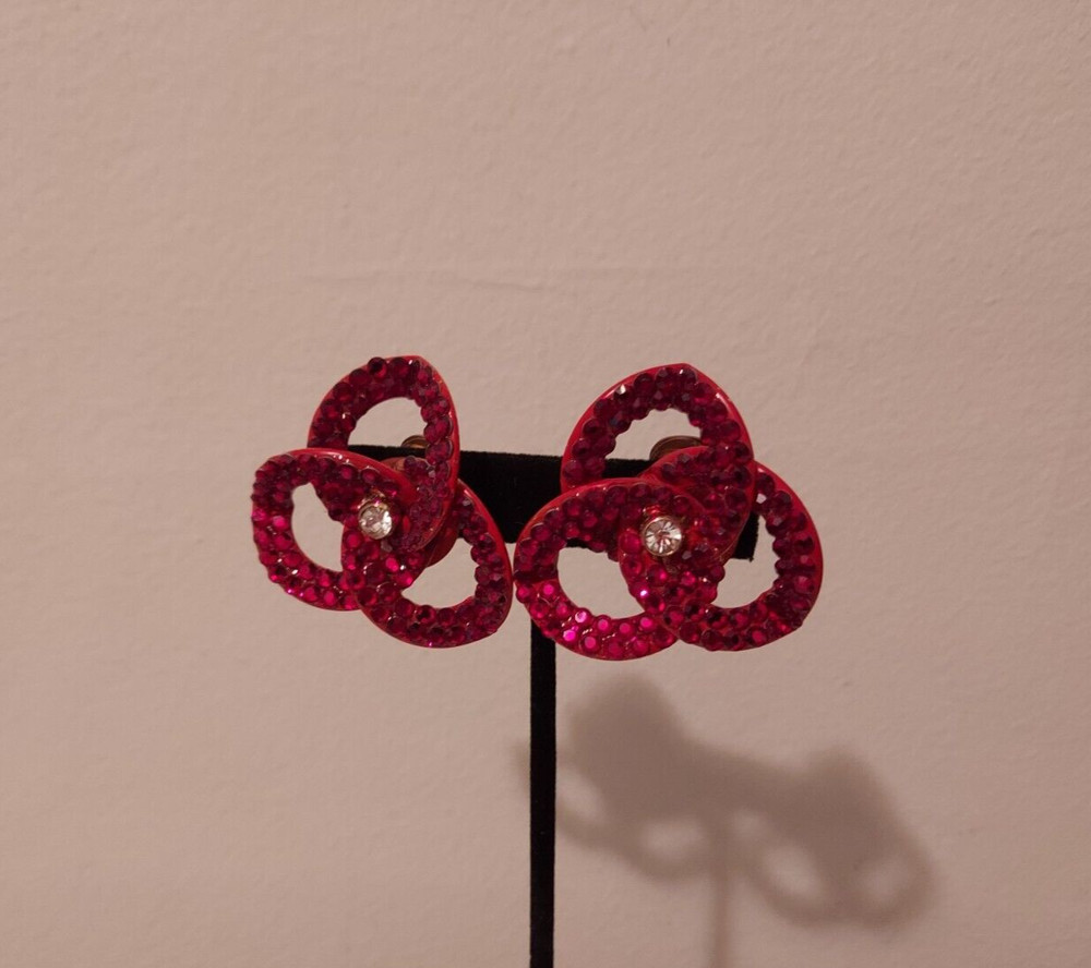 red rhinestone linked intertwined loop statement clip earrings