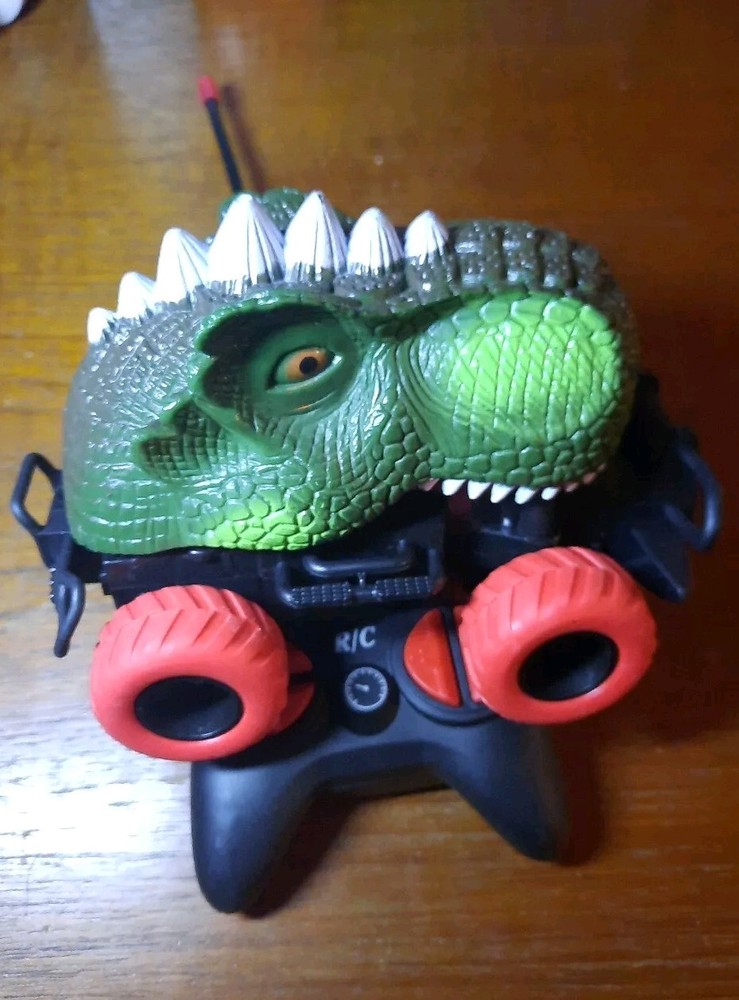 2 Remote Control 5" Monster Trucks