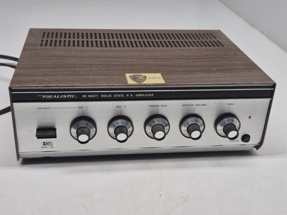 VINTAGE REALISTIC MPA-35 SOLID STATE P.A. AMPLIFIER MODEL 32-2022 Read