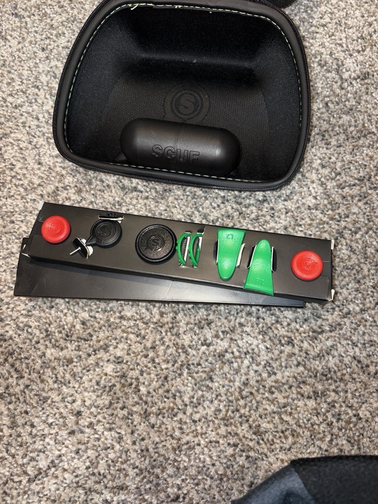 SCUF Vantage Controller Bundle with Case, Faceplate, Thumbsticks, D-Pad - PS4