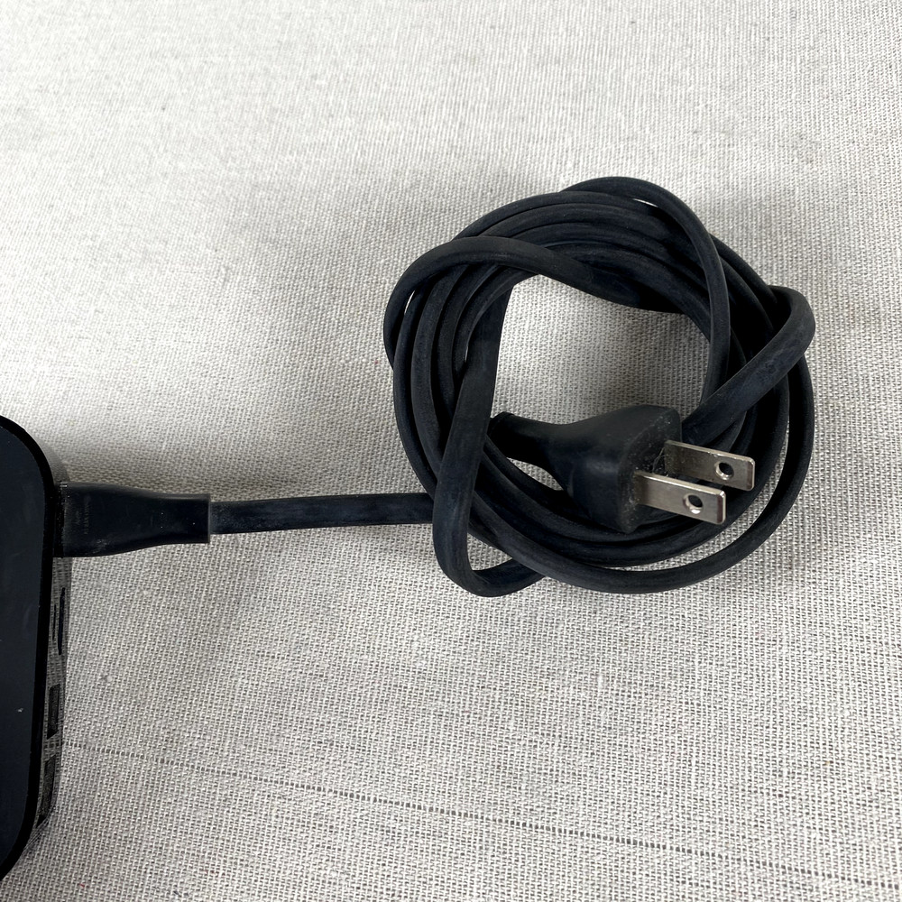 Apple TV A1469 3rd Generation Media Streamer No Remote