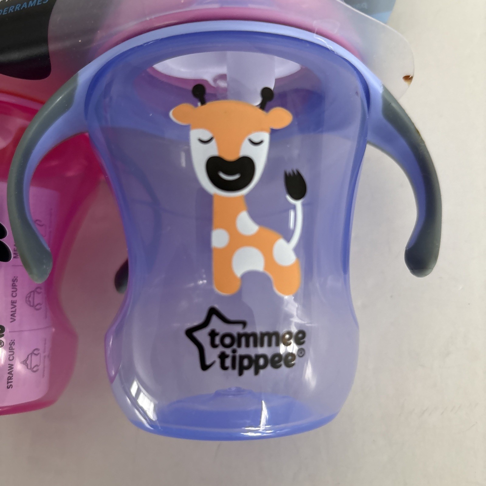 Tommee Tippee 2 Trainer Sippee Cups 7+ Sin BPA Free - Spill Proof 8 oz New