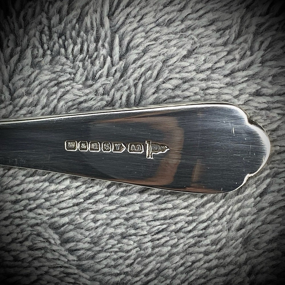 Walker & Hall Silver Plated Bowl & Spoon Set Gilt Interior Boxed