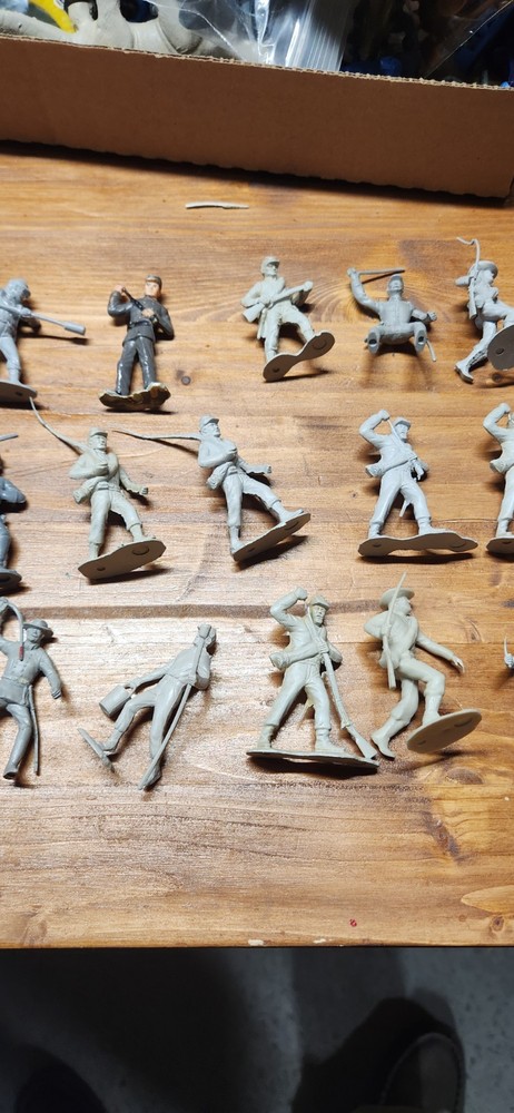 55 Marx Confederate Figures