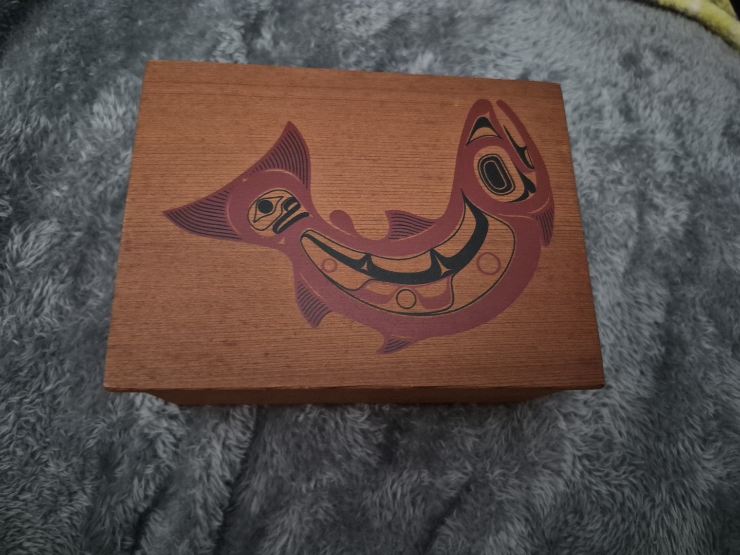 Upper Tribe Skagit SALMON Wooden Trinket Box w Lid P Dunthorne 1988