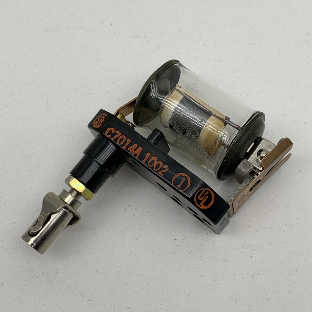 Honeywell C7014A 1002 Photocell & Mount Rectifying Sensor for Shell Head Burner