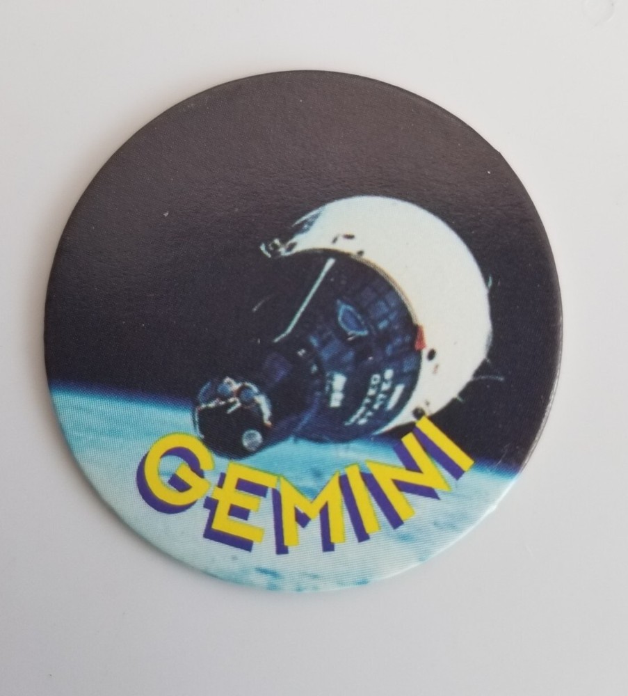 4 Vtg Spacecraft Space Cap Pogs Gemini, Apollo, Space Shuttle, Long John Silvers