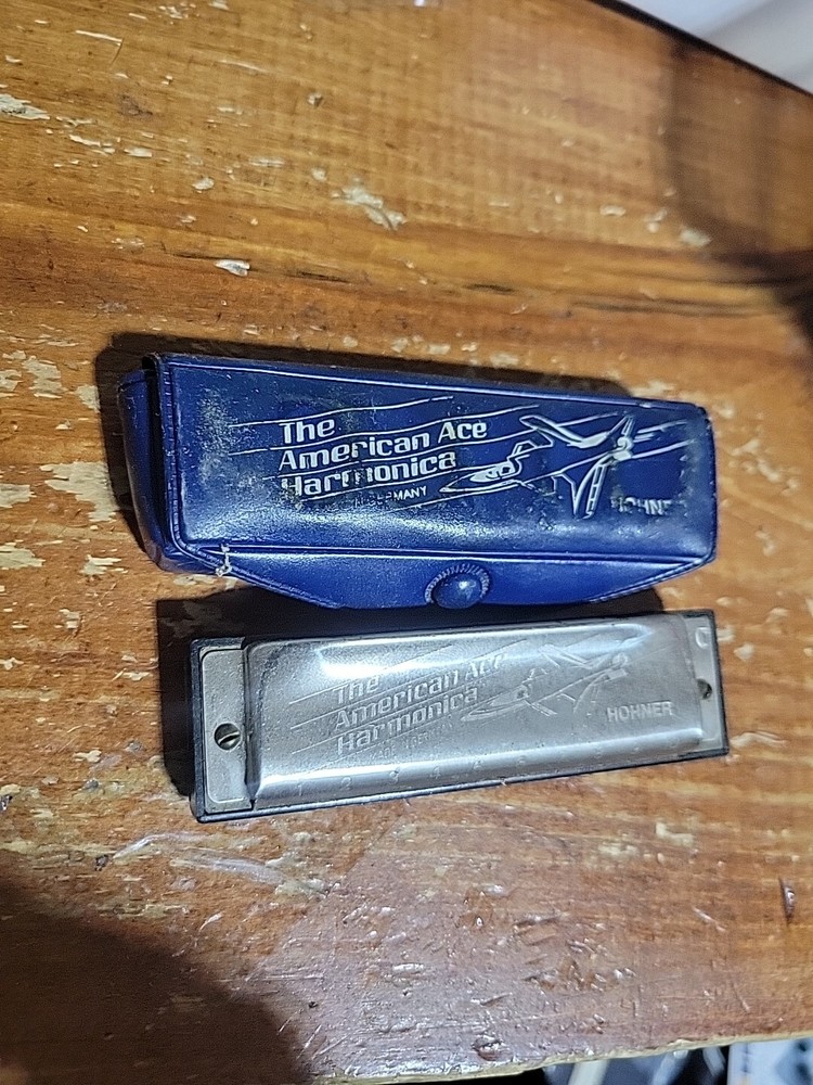 VINTAGE HOHNER American Ace Harmonica