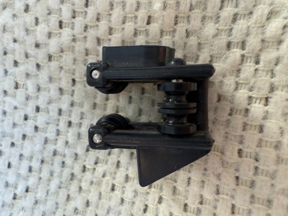 Saunders Cable Guard Slide