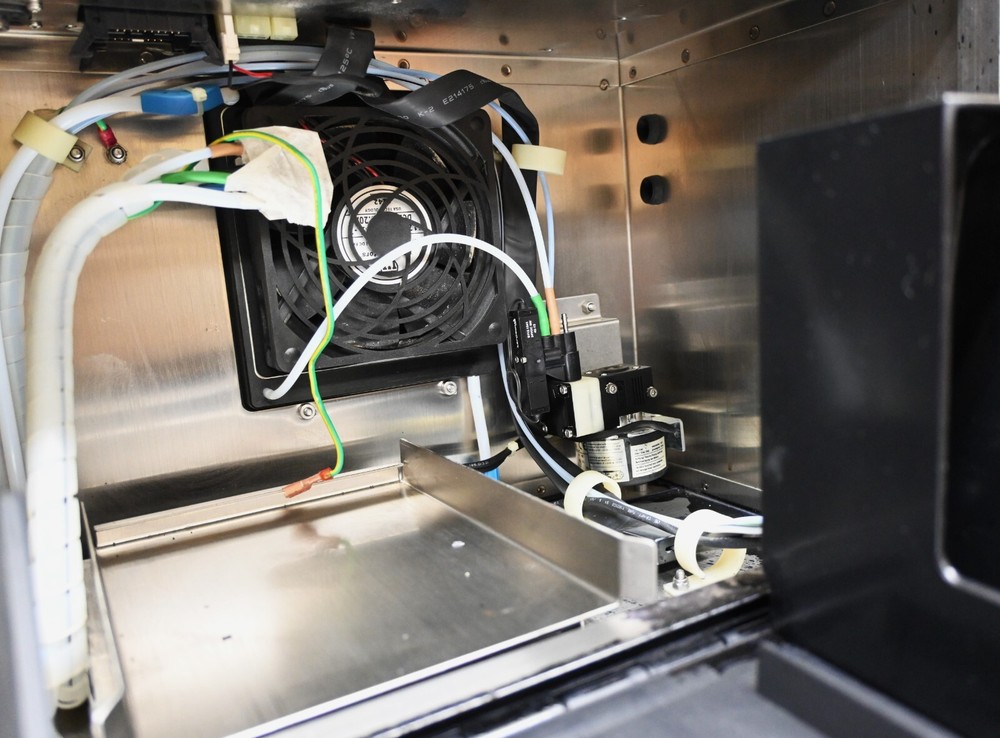 VIDEOJET 1520 INK JET CODING MACHINE.
