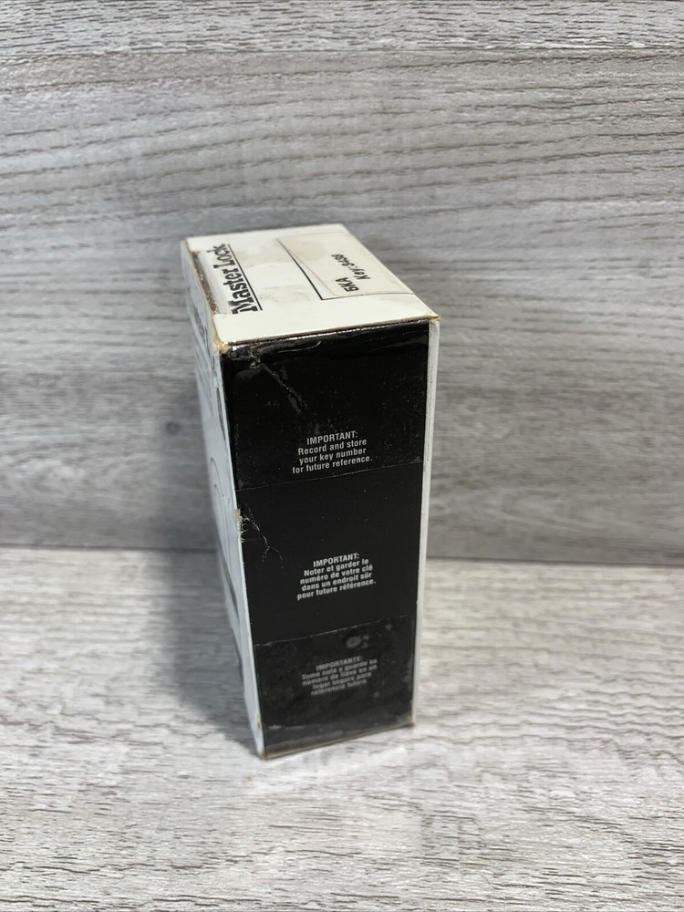Master Lock 5Ka Padlock, Keyed Alike, Standard Shackle, Rectangular Steel New