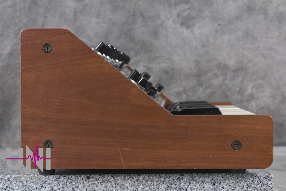 KORG 770 Electronic Analg Synthesizer in Excellent condition