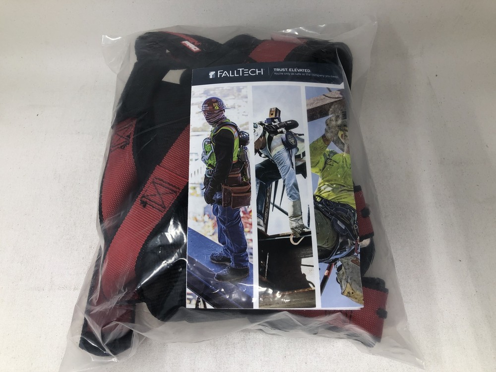 FallTech Tradesman Pro Small/Medium 1D Standard Non-Belted Harness - Red/Black