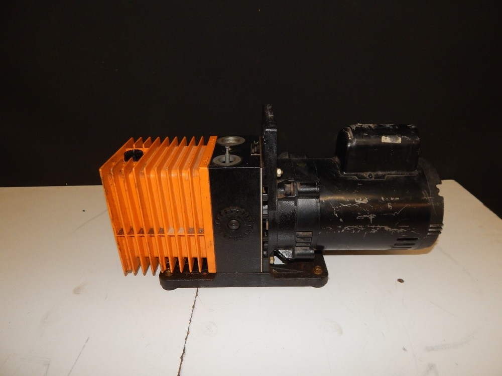 ALCATEL 2004A VACUUM PUMP   (TJD22)