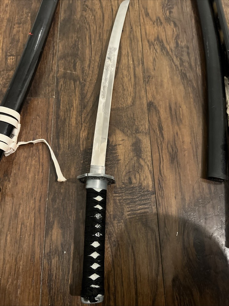 4pc Sword Katana Lot