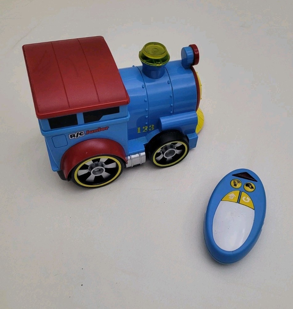 Maisto Toy Train Tech R/C Junior  With Remote Tested