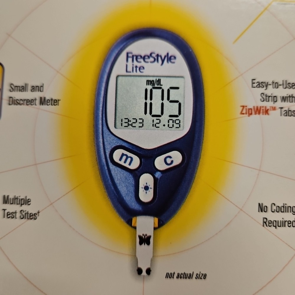 Freestyle Lite Meter Blood Glucose Monitoring System Tiny Sample No Coding