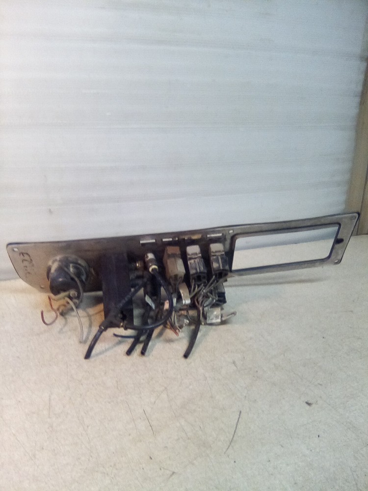 2002 Peterbilt 378 Switch Panel