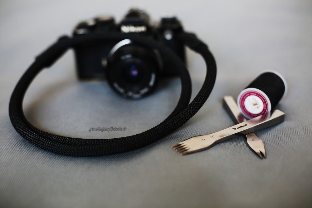 Windmup black leather black Climbing rope 10mm handmade Camera strap