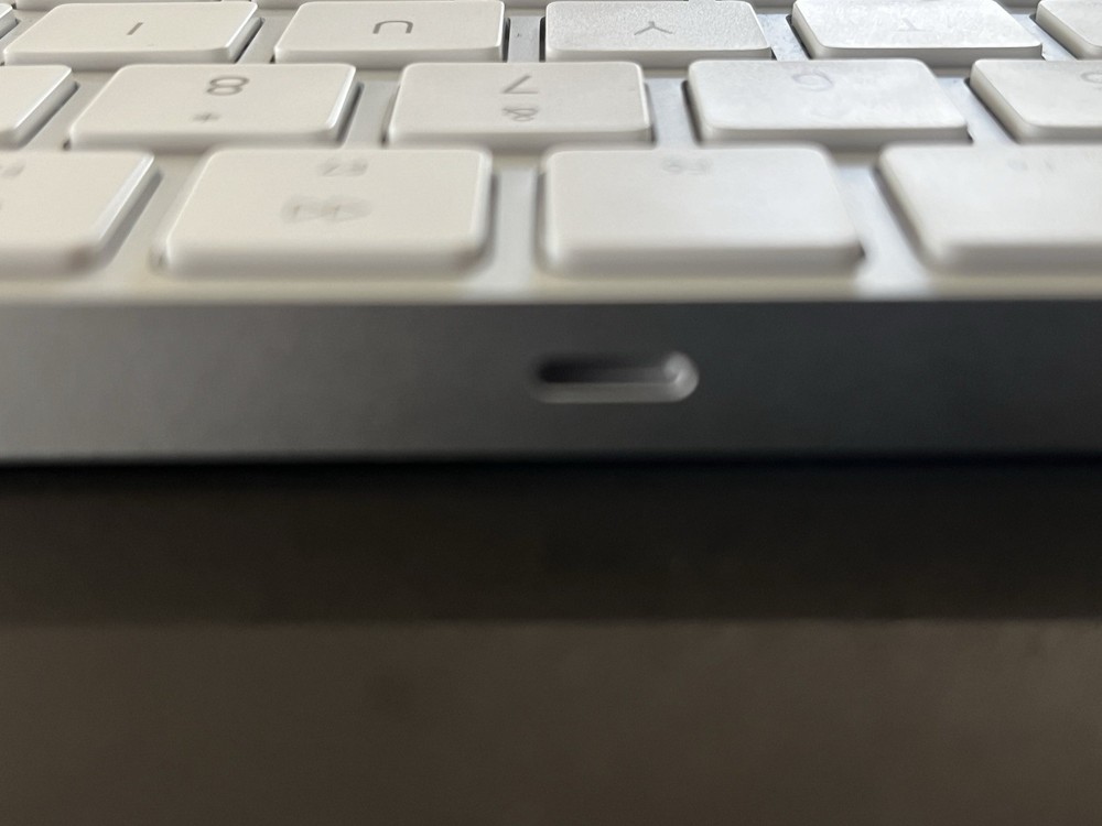 Apple A1644/A1657 Magic Keyboard + Magic Mouse 2 – Bluetooth Mac Combo Set