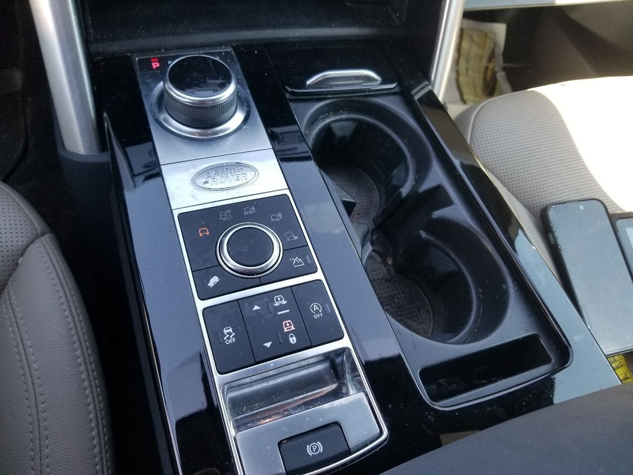 19 2019 LAND ROVER DISCOVERY INFORMATION 10.00" DISPLAY SCREEN GX6319C299AE