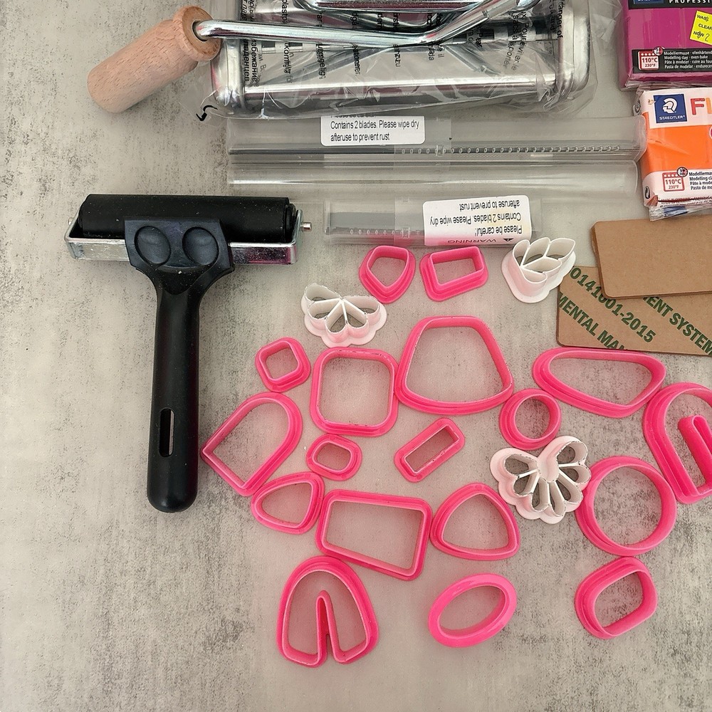 ISILER Clay Pasta Maker FIMO Clay & Cutters Craft Bundle