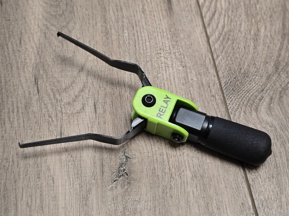 Vim Tools Compact 6" Flex Finger Swivel Relay Puller Tool #RPT1