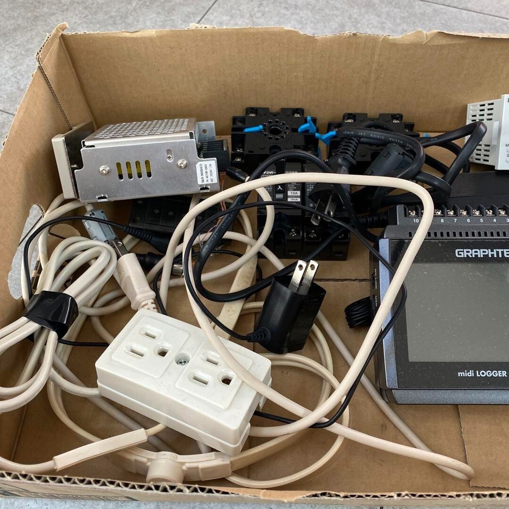 GRAPHTEC midi LOGGER GL240 isolated multi-channel data logger