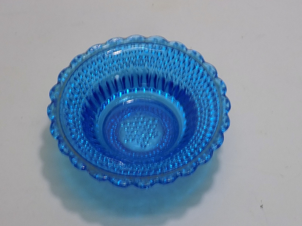 Boyd Glass Blue Star & Dewdrop Open Salt Cellar