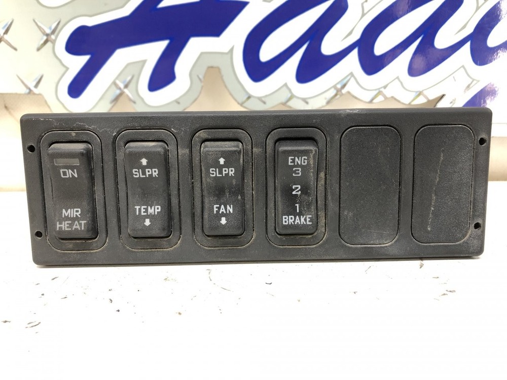 International PROSTAR SWITCH Dash Panel - Used | P/N 32237