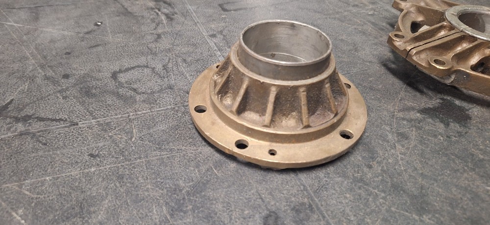 Offenhauser Offy engine Main Cages Midget 110 original