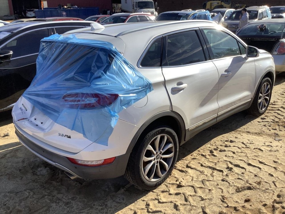 Console Front Floor Fits 15-16 MKC 4908095