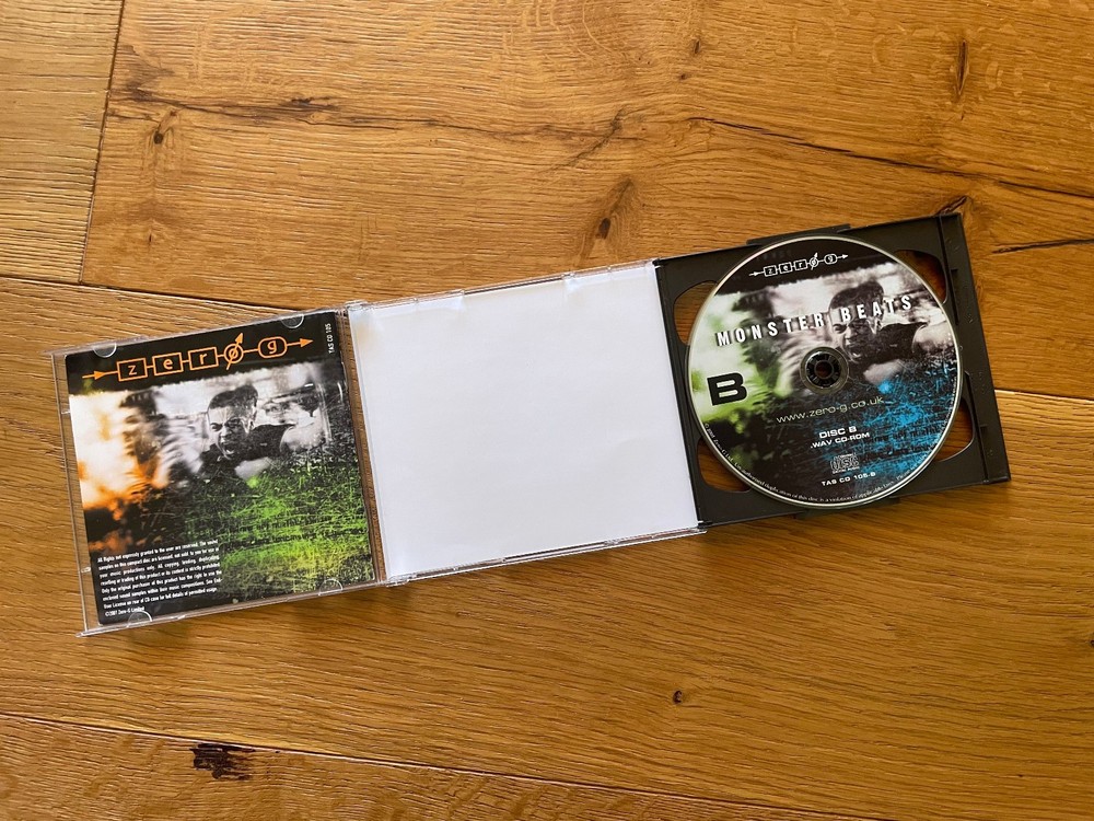 Zero-G / Chris Whitten's Monster Beats Sample Library / 2 CD Set (2001, UK)