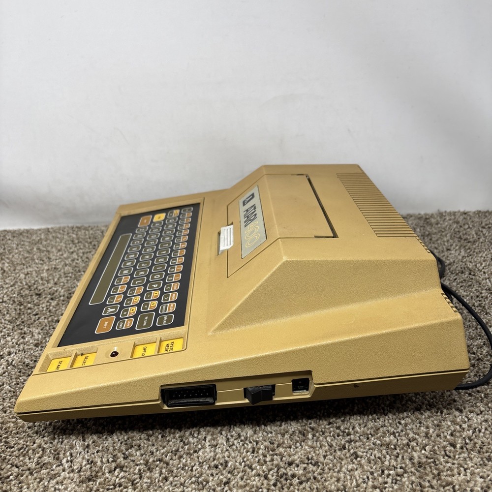 Atari 400 Computer System console with Power Supply TESTED and Working