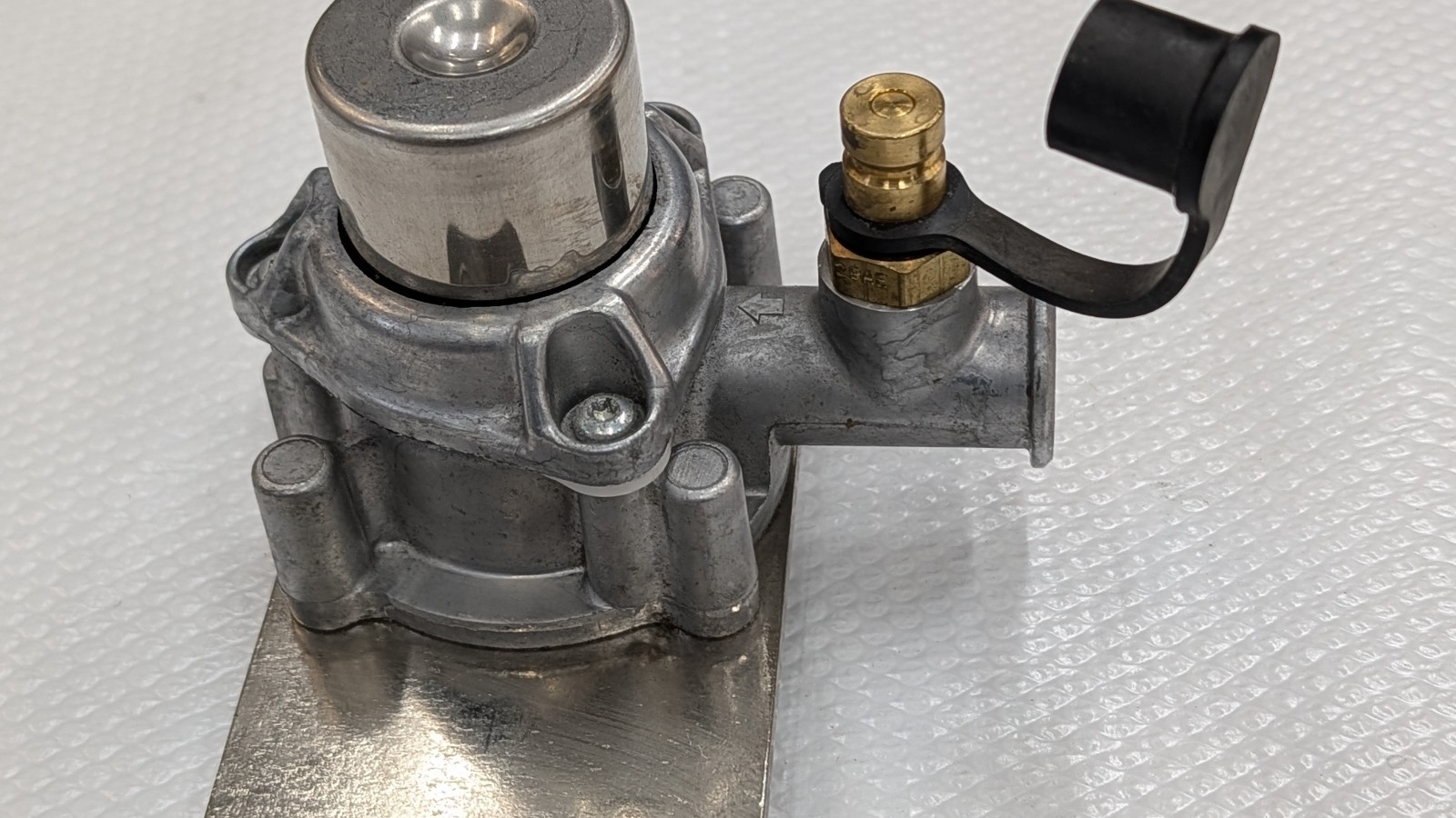 3875615C91 International Genuine Fuel Primer Pump 2607264C91 NEW Parker 33590