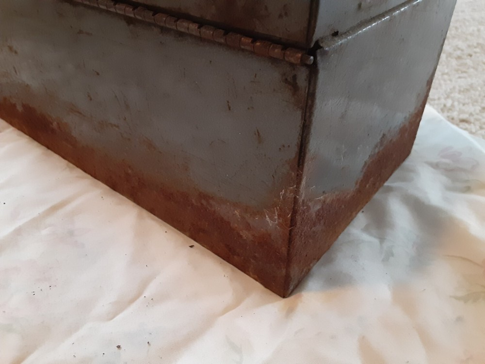 Vintage Montgomery Ward Powr Kraft tool box